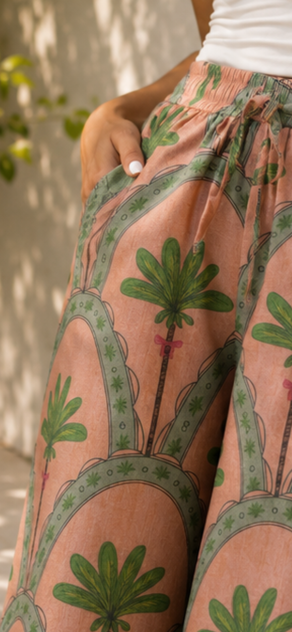 The Palm pink